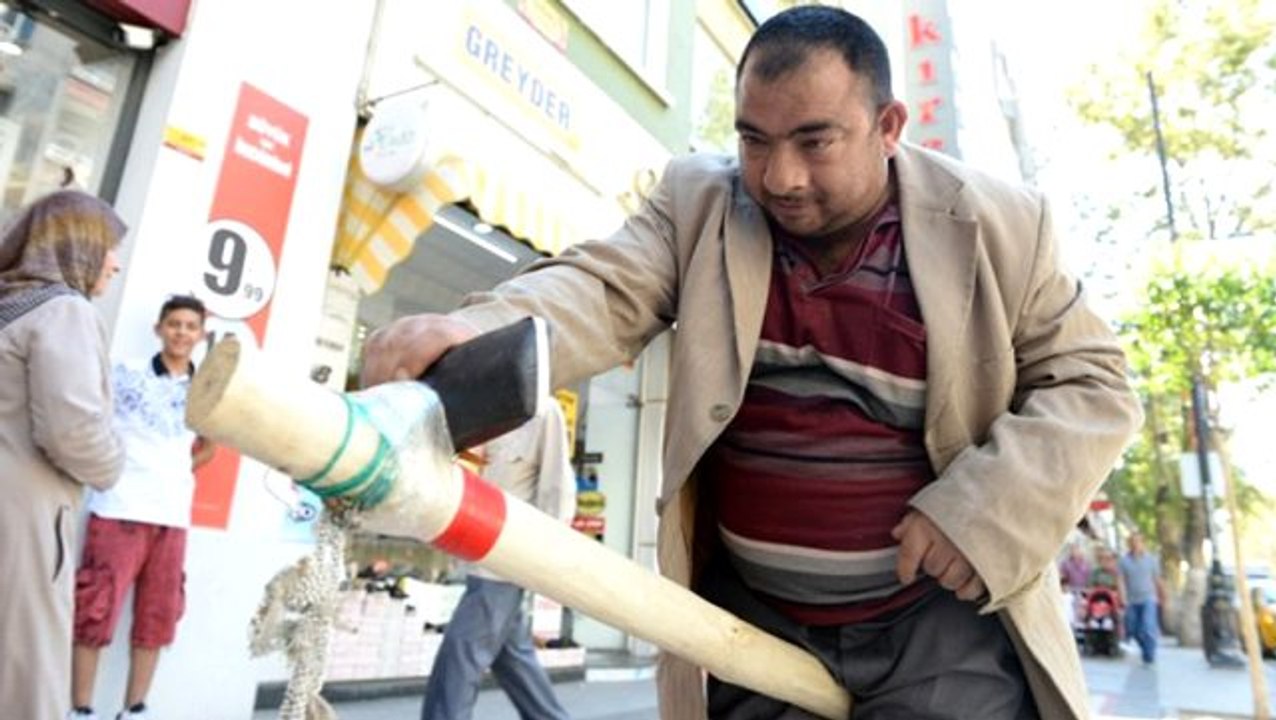 Malatya'nın simgesi Mercedes Kadir'in koronavirüsten öldüğü iddiaları yalanlandı