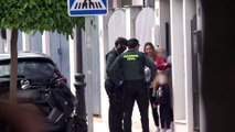 Las hijas de Kiko Rivera reciben un diploma de la Guardia Civil