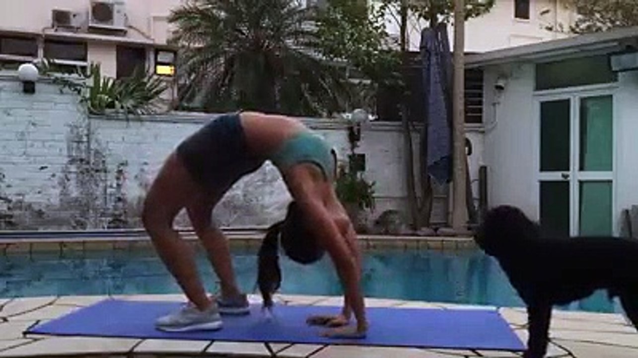 Back Handspring Pose #1