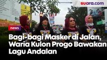 Bagi-Bagi Masker di Jalan, Waria Kulon Progo Bawakan Lagu Andalan