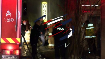 Kartal'da sır olay! Yanan araçtan ceset çıktı