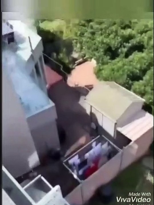 Funny , entertaining ,
