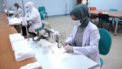 Gönüllü oldular, günde 2 bin maske üretiyorlar