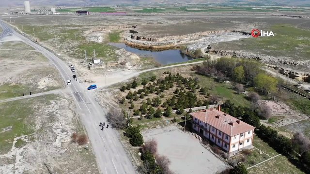 600 haneli köy karantina altına alındı, giriş çıkışlar yasaklandı