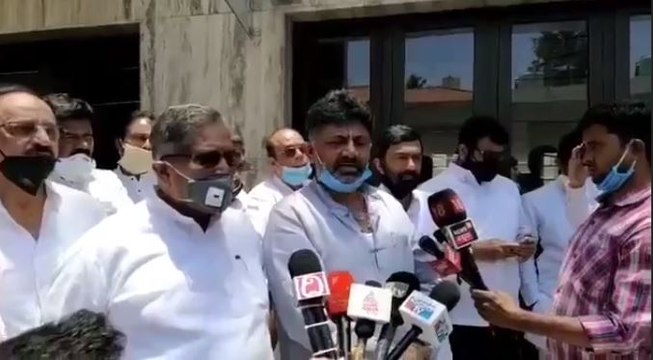 ನಾವು ಯಡಿಯೂರಪ್ಪ ಪರ ಇದ್ದೇವೆ ಆದ್ರೆ ಬಿಜೆಪಿ ನಾಯಕರ ಹೇಳಿಕೆಗಳು ಸರಿ ಇಲ್ಲ ಎಂದ ಡಿಕೆಶಿ | DKS & BSY