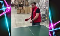 Drôle d'attitude Humour: Une partie de ping-pong au travail / Funny Fail Work