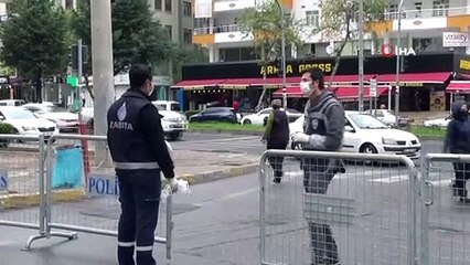 Diyarbakır'da bir caddede araç giriş-çıkışları kısıtlandı