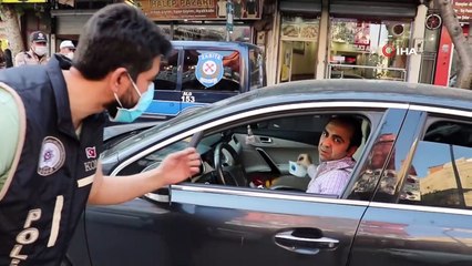 Bu polisin maske uyarısına itiraz eden olmadı