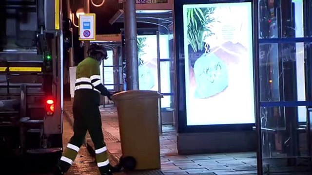 El personal de recogida de residuos recibe un homenaje muy especial