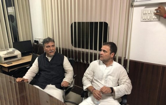 Rahul Gandhi along with other leaders were detained during protest march