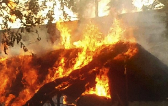 Mathura: Gas tanker explodes on Yamuna Expressway