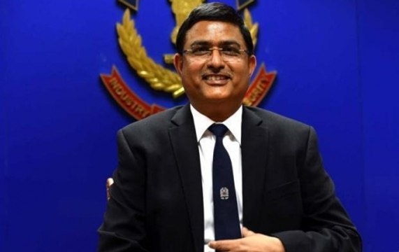 Special CBI director Rakesh Asthana not to be arrested till Monday