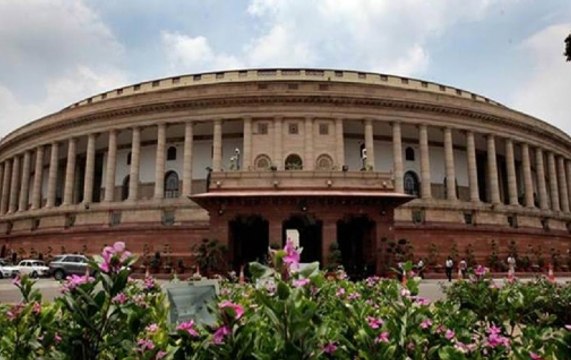 Opinion Poll: NDA to get majority with 278 seats, UPA to win 128 seats
