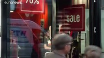 Weniger Beschränkungen in Deutschland - Erste Geschäfte sind wieder geöffnet