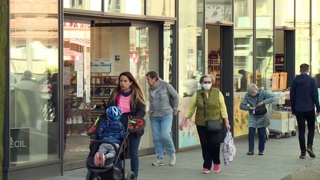 Alemania abre algunos comercios en una Europa que empieza a frenar la pandemia del coronavirus