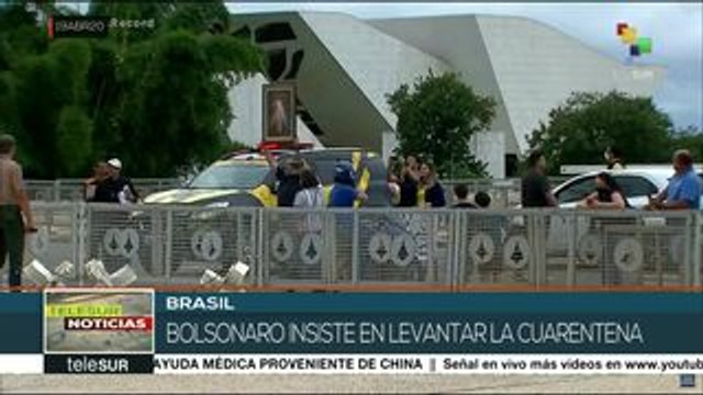 teleSUR Noticias: México recibe de China tercer cargamento con ayuda