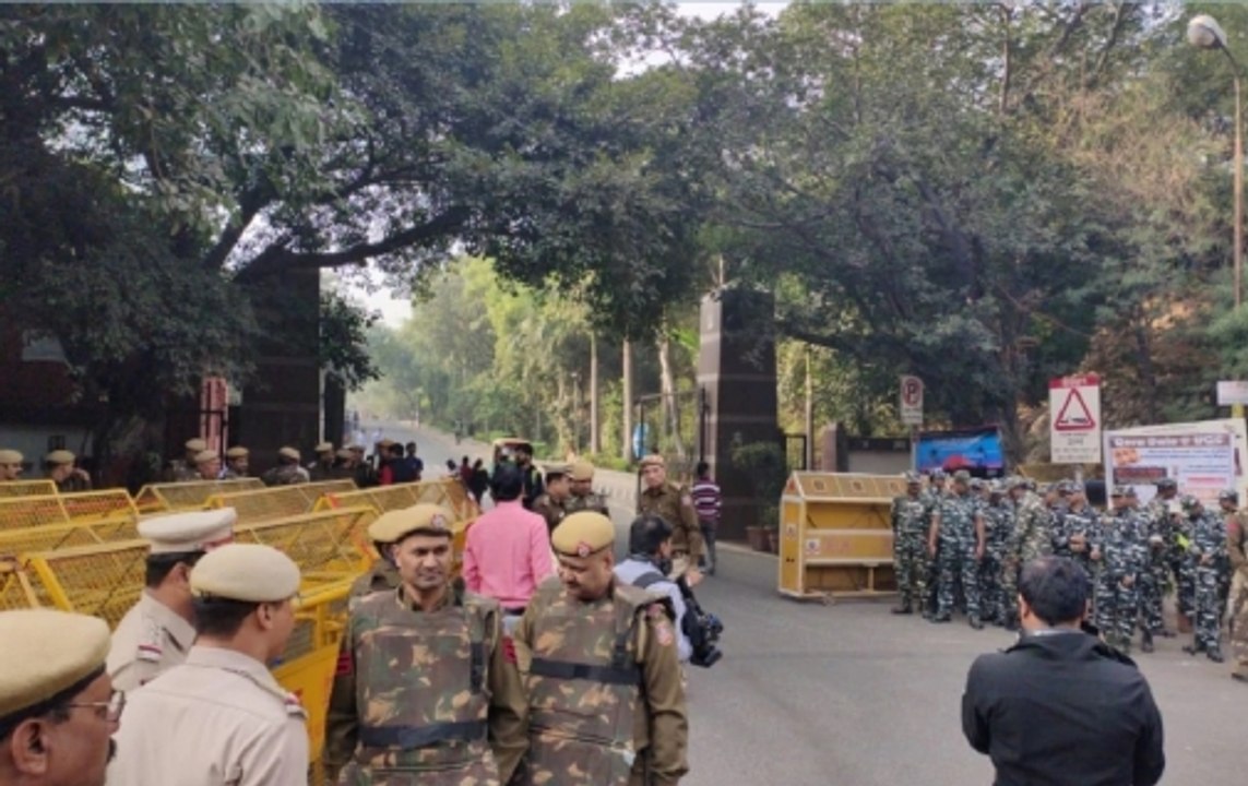 Top News: JNU Students’ Protest Over Fee Hike Continues