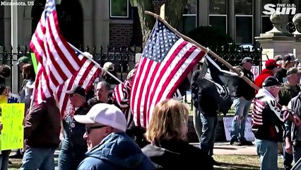 Video herunterladen: Thousands of Americans protest coronavirus lockdown as Donald Trump dubs them 'responsible people'