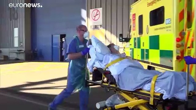 Число жертв коронавируса во Франции первысило 20 тысяч