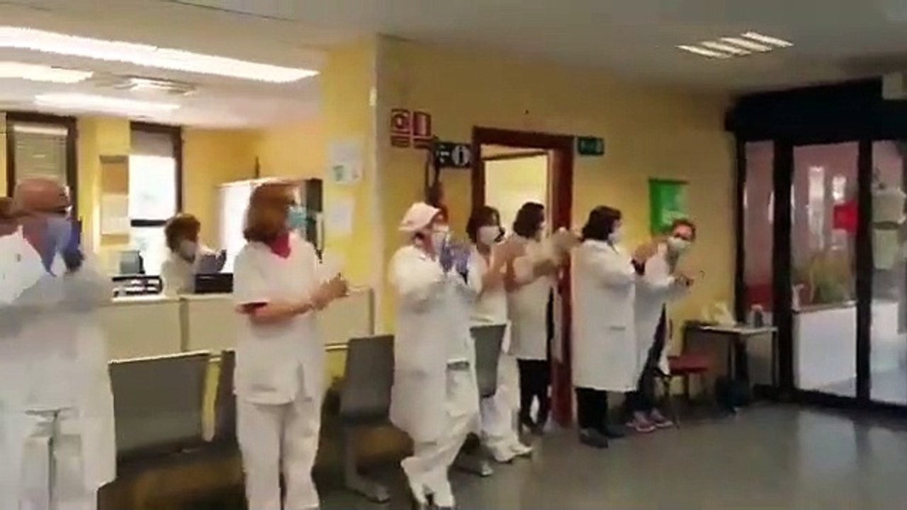 Taxista que transporta pacientes sem cobrar é surpreendido no hospital