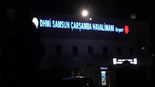 İspanya'dan 93 Türk vatandaşını getiren uçak Samsun Çarşamba Havaalanı'na indi
