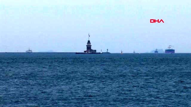 İSTANBUL-RUS SAVAŞ GEMİLERİ İSTANBUL BOĞAZI'NDAN PEŞ PEŞE GEÇTİ