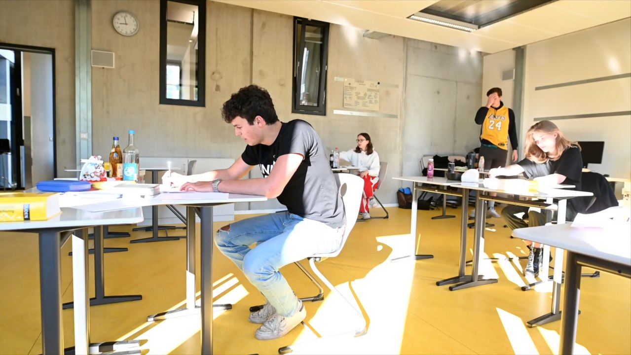Estudiantes de Hamburgo comienzan con retraso sus exámenes por la Covid