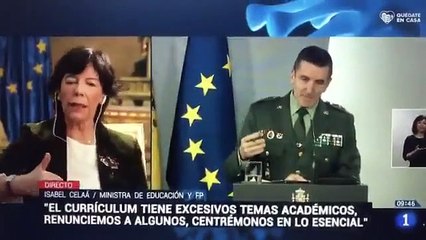Celaá 'canta' en TVE que el Gobierno usa a las fuerzas de seguridad para perseguir "mensajes negativos" contra ellos