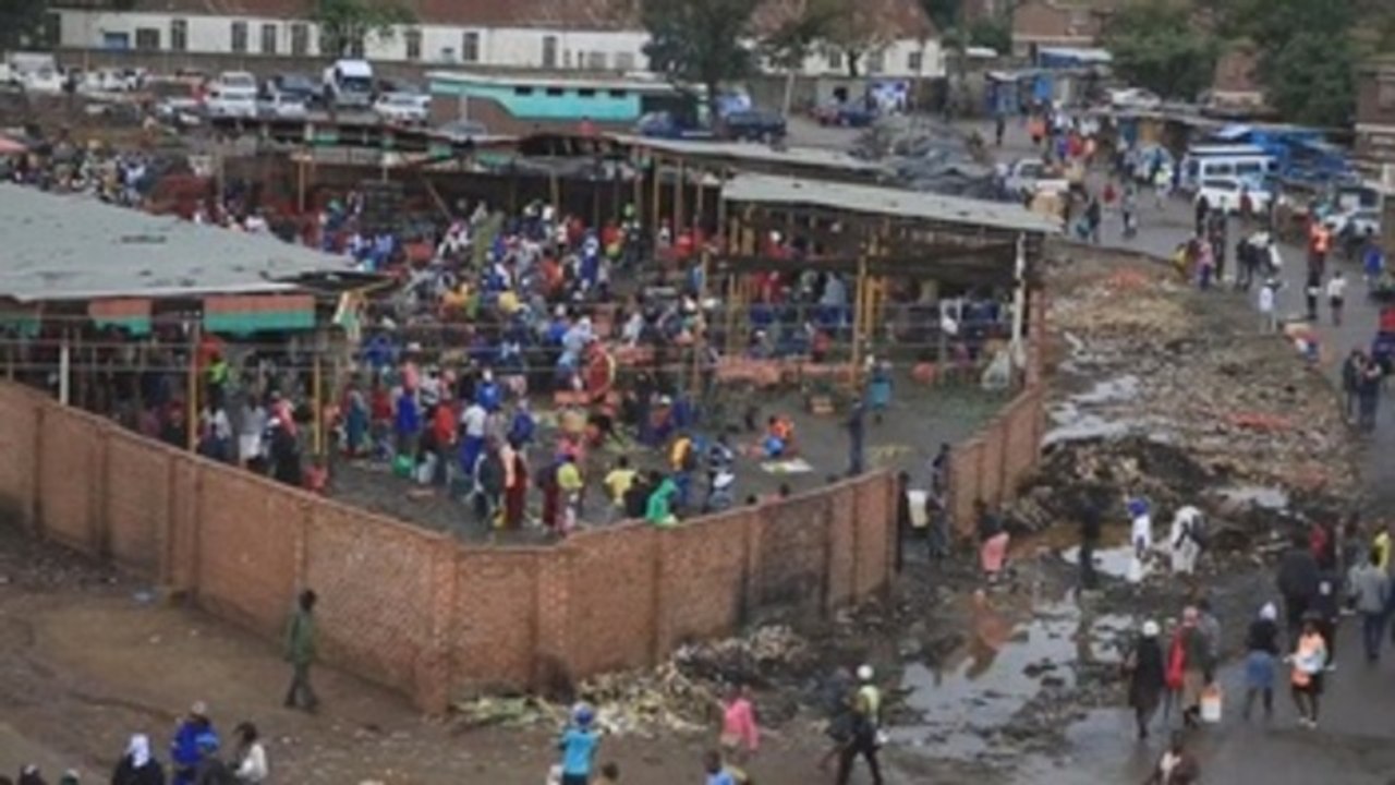 La "tormenta perfecta" que asola Zimbabue: COVID-19, hambre y ruina económica