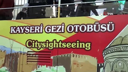 Belediyeden vatandaşlara hem temizlik hem konser