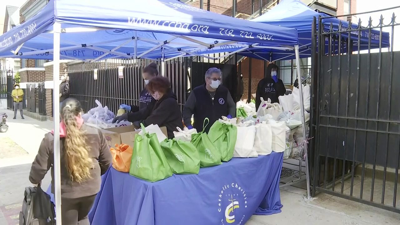 Trump anuncia suspensão temporária de imigração