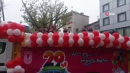 23 Nisan etkinlikleri kapsamında müzik kamyonuyla eğlendiler