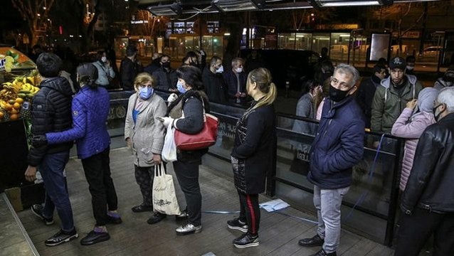 2'inci sokağa çıkma yasağı öncesinde en çok satın alınan ürünler belli oldu: Bisküvi, kek, çikolata, kuruyemiş
