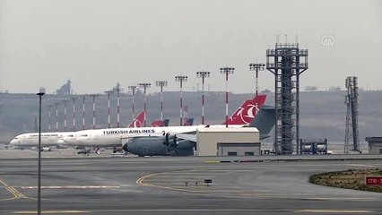 İngiliz Hava Kuvvetleri uçağı, sağlık ekipmanları için İstanbul'a geldi