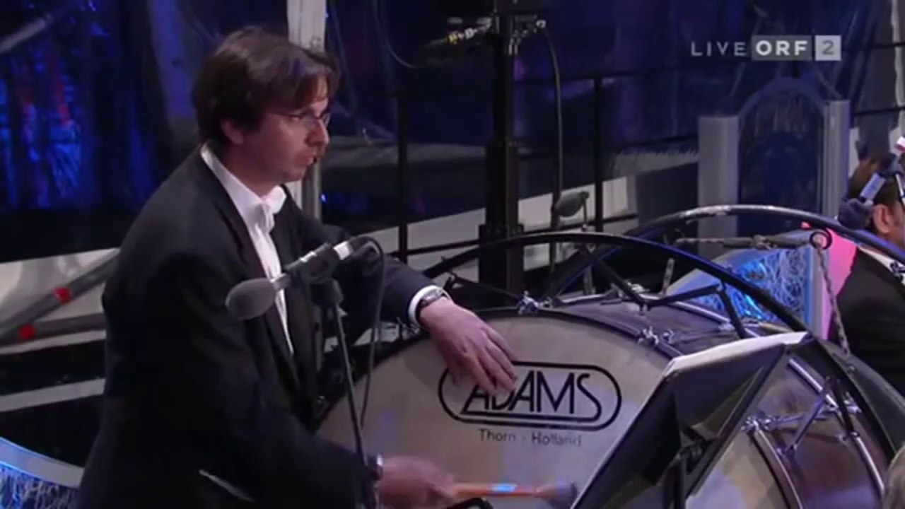 JOHN WILLIAMS – The Imperial March from 'Star Wars' (2010, HD)