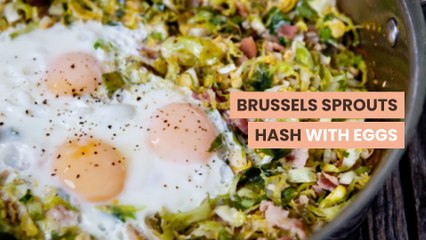 BRUSSELS SPROUTS HASH WITH EGGS - brussels sprouts hash and eggs