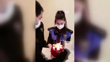 Polisten iki kardeşe doğum günü sürprizi