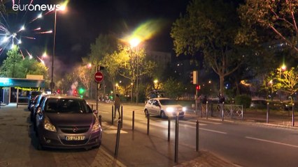 شاهد: صدامات ليلية بين السكان والشرطة رغم تدابير العزل الكامل في فرنسا