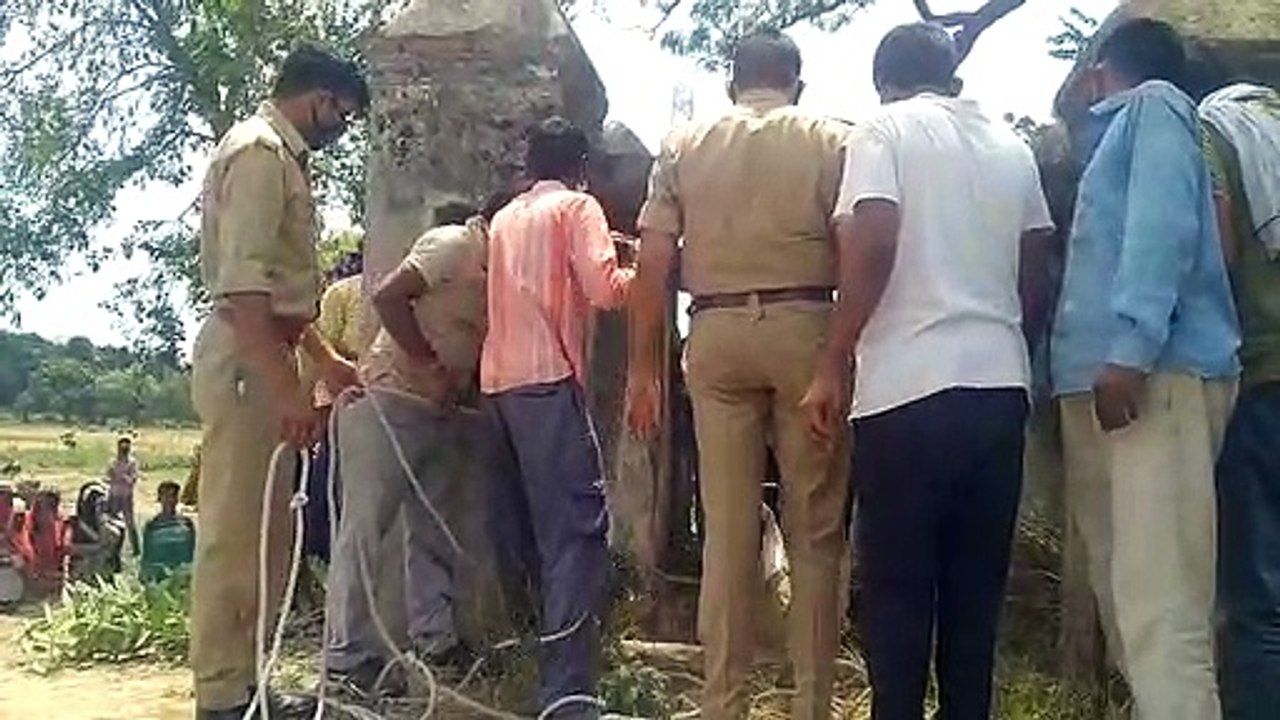कुएं में मिला महिला का शव, मचा हड़कंप