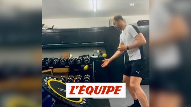 Le challenge jonglage de Cech - Foot - WTF