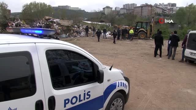 Hafriyat döküm alanında çuval içerisinde çürümüş ceset bulundu