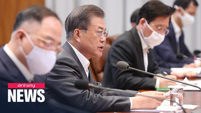 President Moon to unveil measures to support job market at emergency economic council