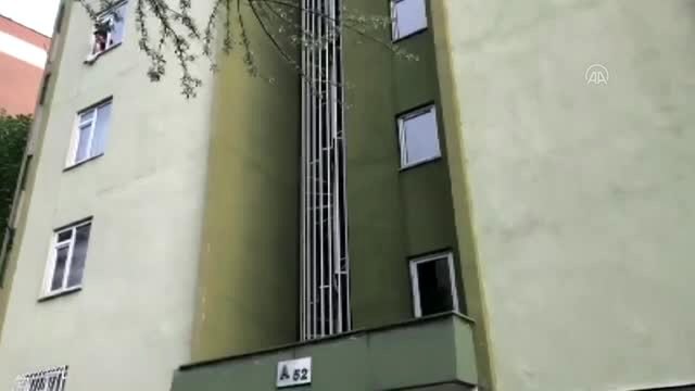 Apartmanın 4. katından düşen çocuk ağır yaralandı