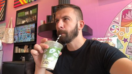 How did CBD oil become a $1 billion industry?