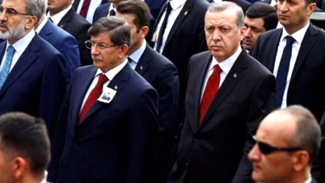 Ahmet Davutoğlu, Erdoğan'a ihanet etti eleştirilerini yorumladı: İhanet etseydim, Sayın Erdoğan'ın en zayıf zamanında yanında olmazdım