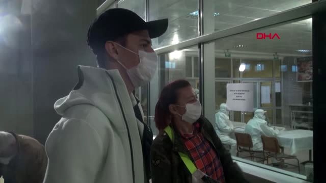 Belçika'da yaşayan 328 Türk vatandaşı Trabzon'a getirildi