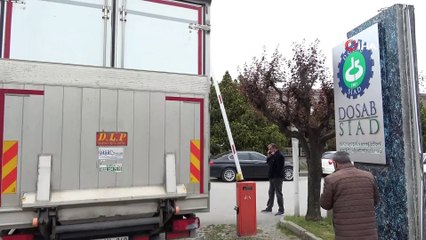 Bursalı iş adamalarından Ramazan için erzak kolisi yardımı