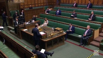 下载视频: Keir Starmer questions Raab over why the UK is 'behind the curve' on Covod-19 testing in his first PMQs