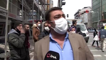 Sultangazi'de tramvay İETT otobüsüne çarptı