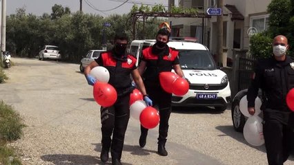 Muğla'da polislerle fotoğraf çektirmek isteyen çocuğa sürpriz